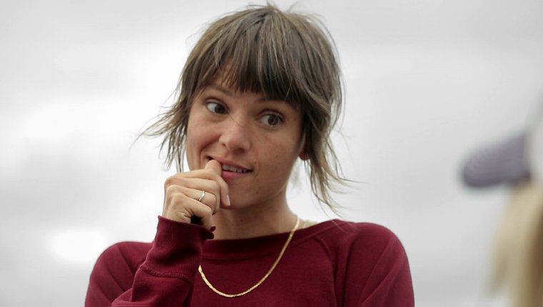 mv5bnmmwy2m4zditogqwnc00ytm3ltgzzwqtndhkm2e1mgnkmdnhxkeyxkfqcgdeqxvyntc3mjawnzq-_v1_sy1000_cr0017641000_al_